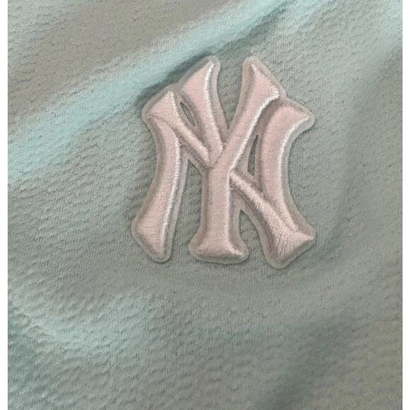 New York Yankees Women's Levelwear By MLB Small Blue Quarter Zip Jacket NWT Knox - Picture 9 of 16